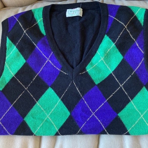 Vintage Benetton Men’s Sweater Vest - Picture 6 of 6
